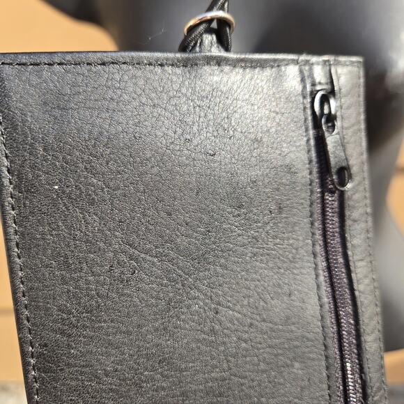 Fossil Genuine Leather Black Anti Theft Neck Travel Wallet Passport Holder - Picture 8 of 11